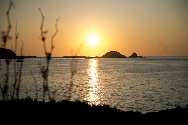 6 Magnifiques Couchers De Soleil En Corse Corse Location Villa